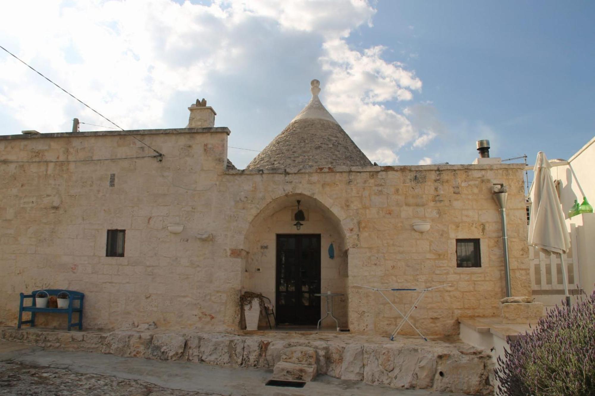 Vila I Trulli Di Mario Cisternino Exteriér fotografie